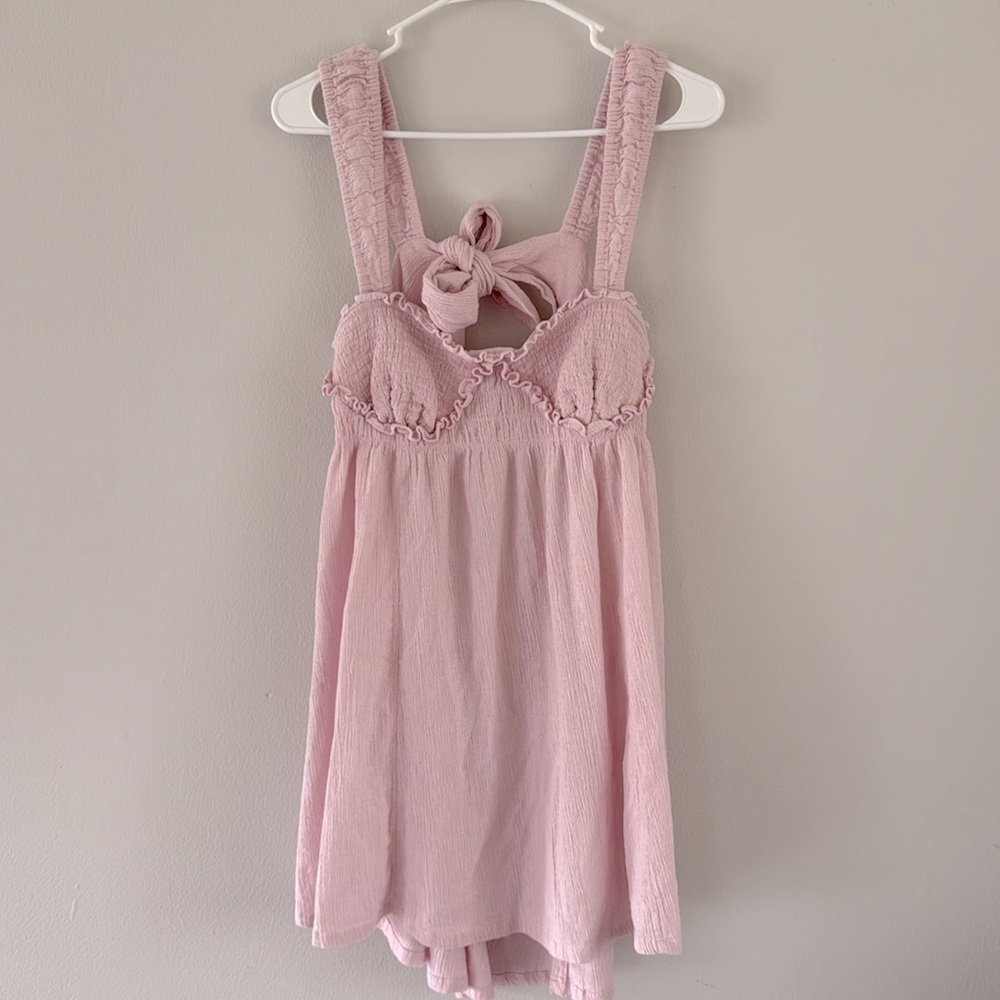 Elegant Pink Sleeveless Dress - Picture 3 of 7